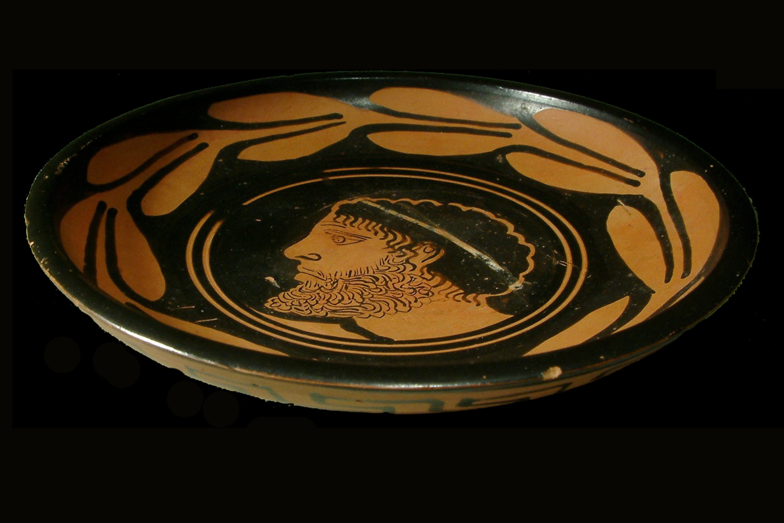 South Italian Red-Figure Terracotta Dish - Image 2