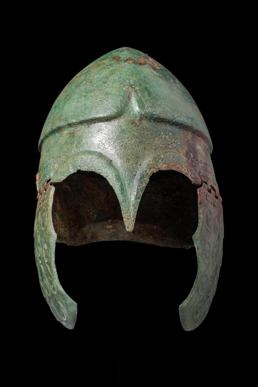 Chalcidian Bronze Helmet with Cheek Guards - Image 2