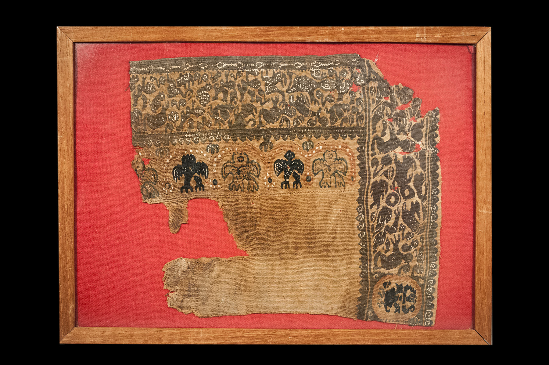 A Frieze Corner with Various Figures and Floral Patterns - Image 2