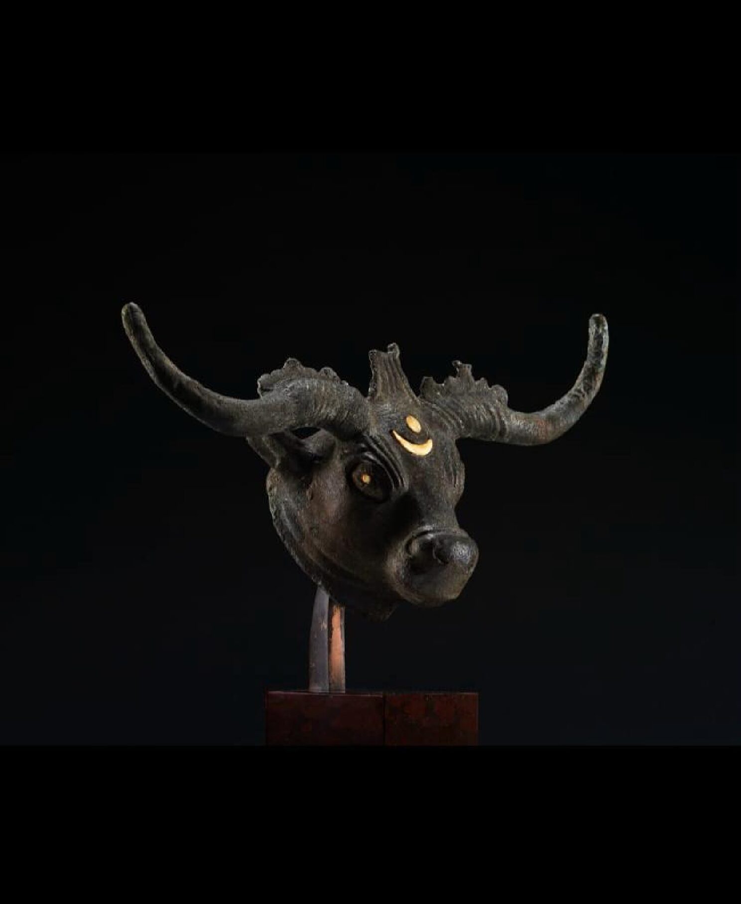 Bronze Sabaean Bull Head - Image 2