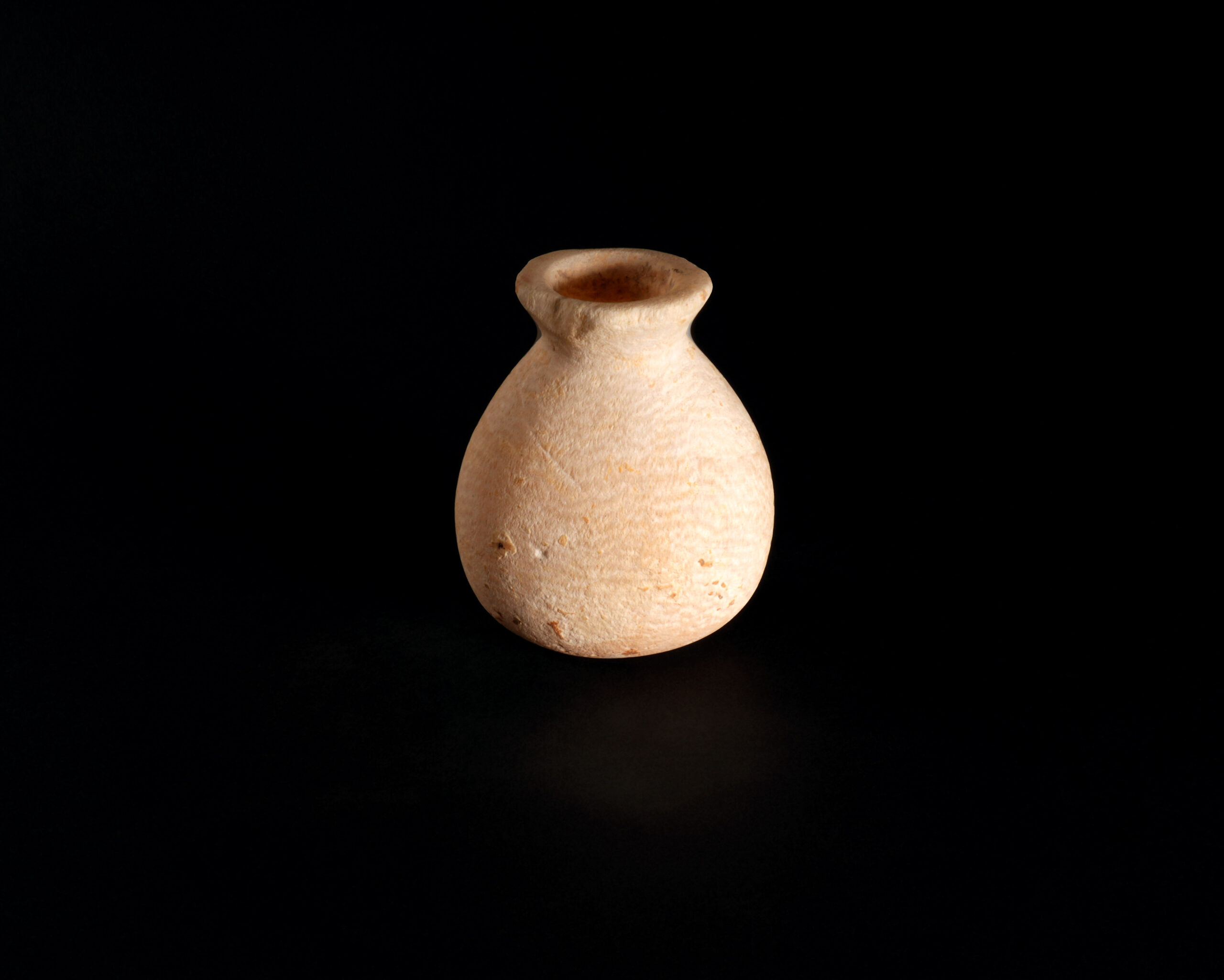 Alabaster Perfume Flask (First Temple Period) - Image 2